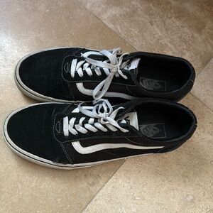 Men’s Lace Up Vans 11.5